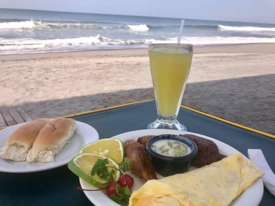 Hotel Estero Y Mar Playa el Pimental ภายนอก รูปภาพ